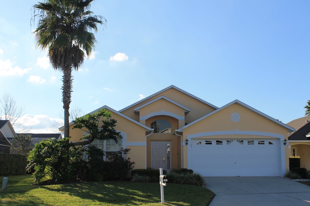 Davenport by Florida Sunbright Villas — 4-Star Luxury Hotel in Davenport, United States