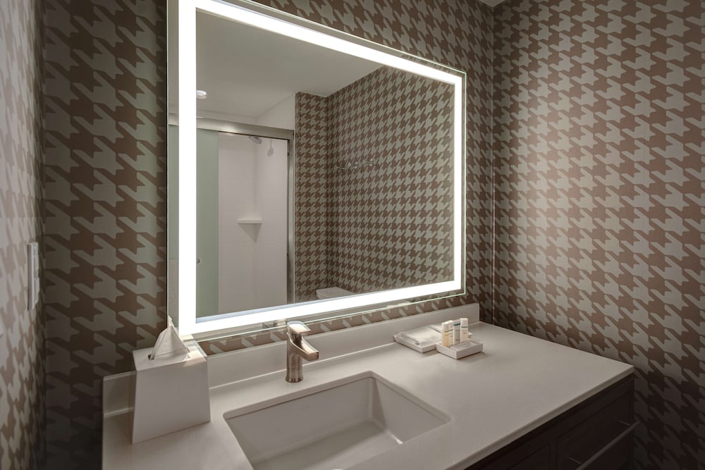 Home2 Suites by Hilton Troy - photo 23