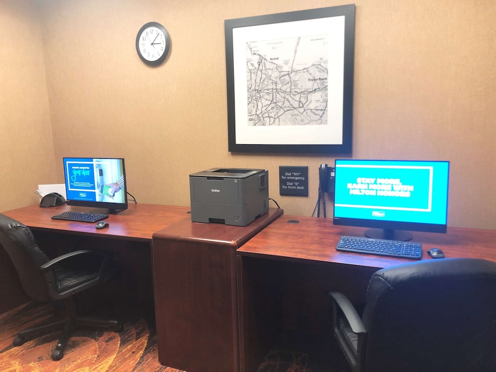 Hampton Inn & Suites Norfolk Airport - photo 36