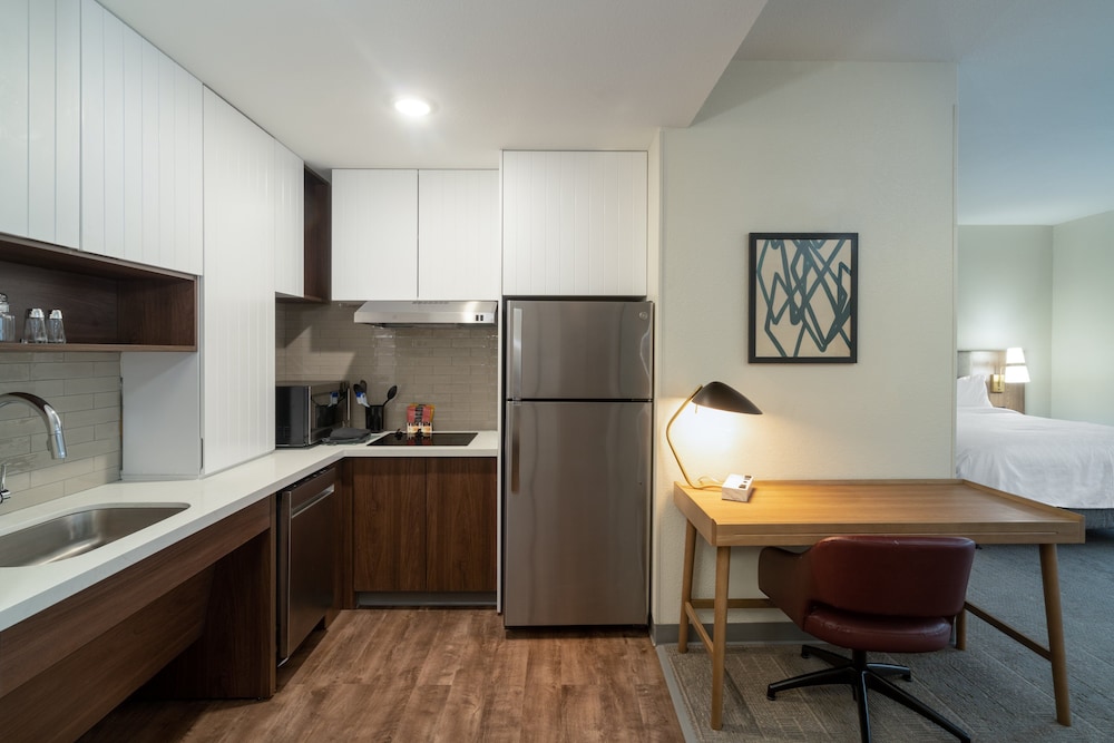 Staybridge Suites Flowood Nw Jackson by IHG - photo 6