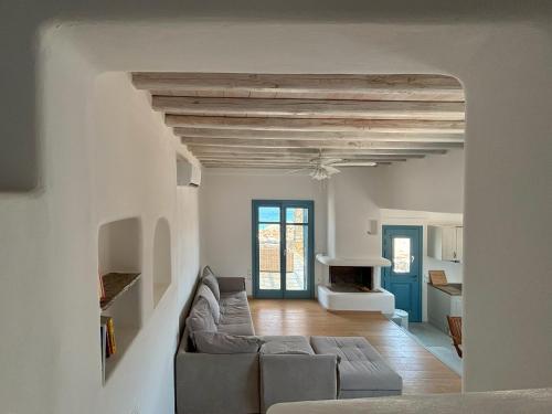 Almyra Blue Villa — Loutra — photo 5