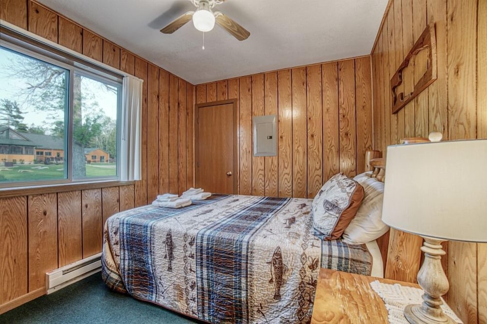 Lena's Northern Pines Resort - photo 45