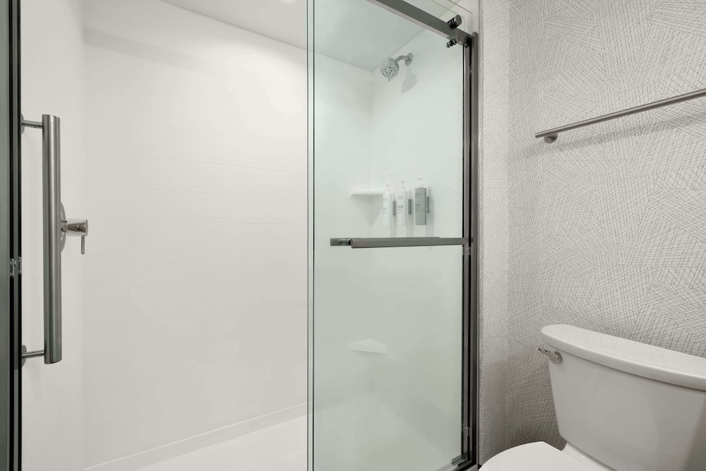 Home2 Suites By Hilton San Juan - photo 22