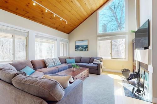 Loon Mountain Retreat - last minute hotel in Lincoln