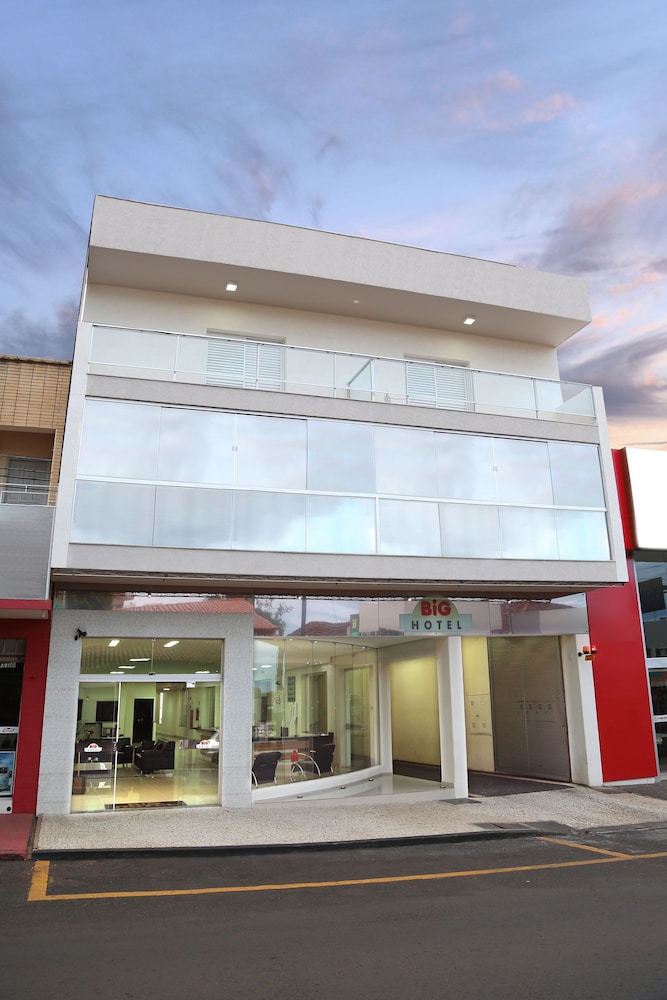 Big Hotel — hotel in Araguari