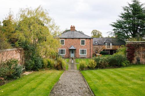 Gardener's House Hawarden Estate — 4-Star Luxury Hotel in Hawarden, United Kingdom