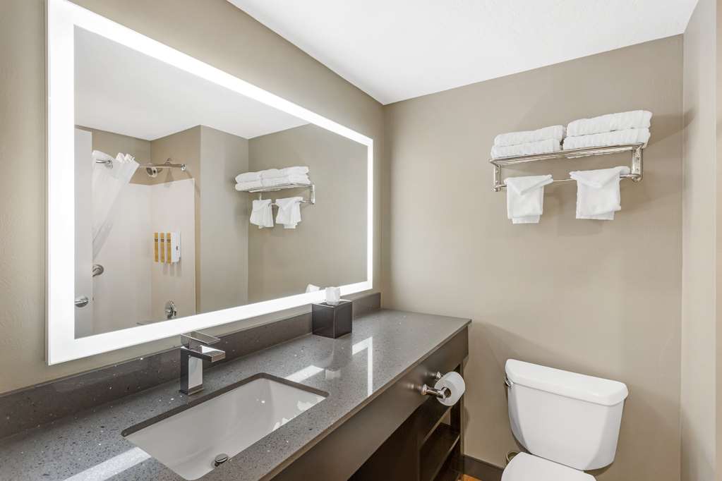 Best Western Plus Grant Creek Inn - photo 65