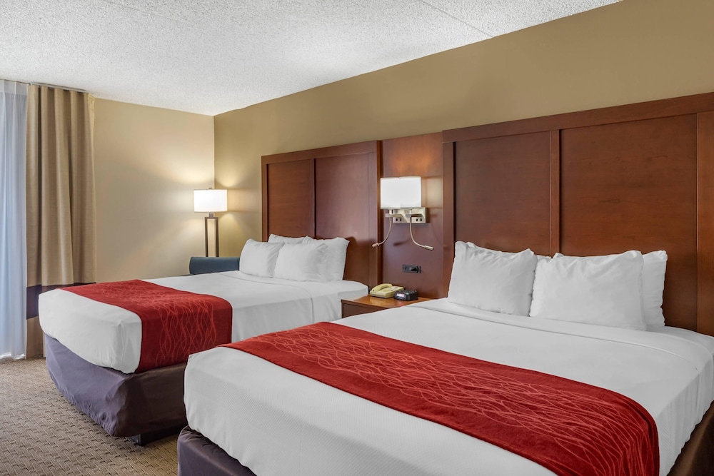 Comfort Inn And Suites in Rochelle, United States