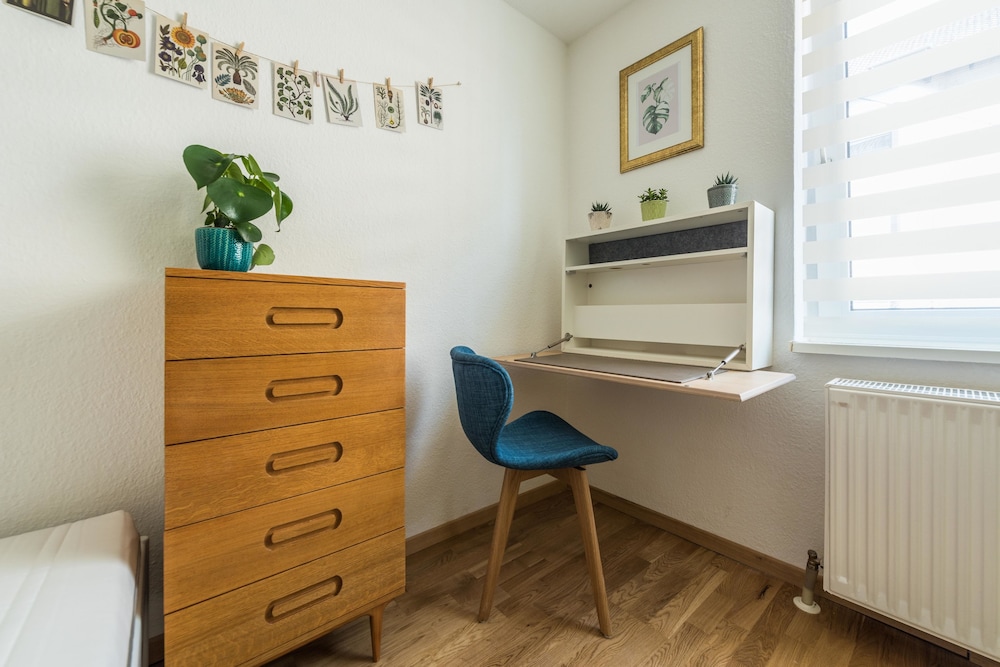 In-room business center