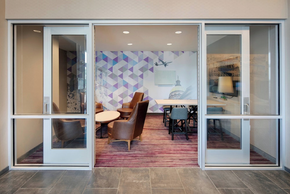 Courtyard by Marriott Atlanta Vinings Galleria - photo 36