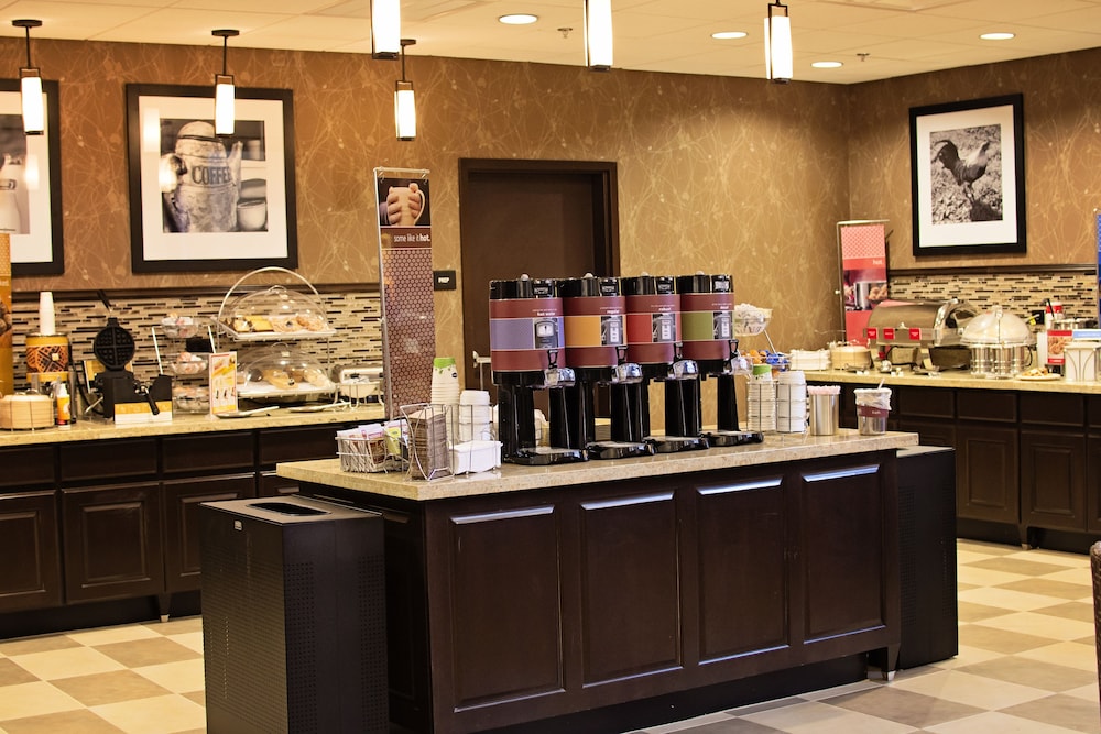 Hampton Inn & Suites Hope - photo 32