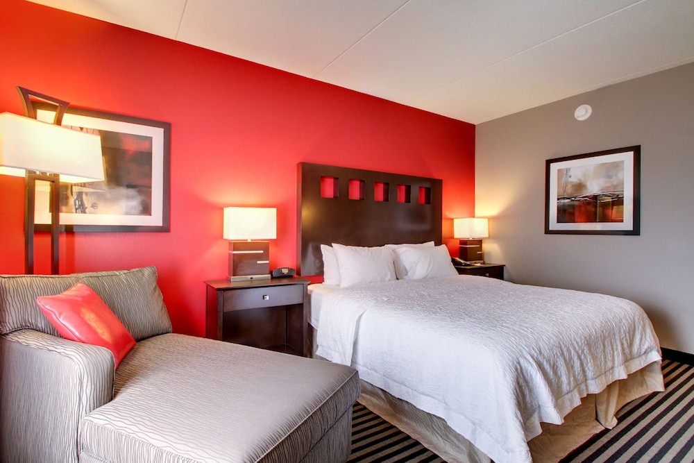 Hampton Inn Birmingham Leeds - photo 15