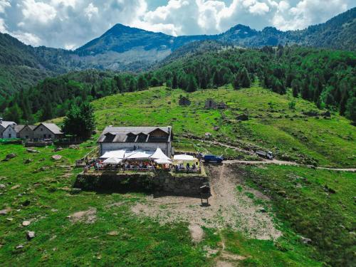 Skippy's Hideaway - carbon neutral hotel in Unknown City
