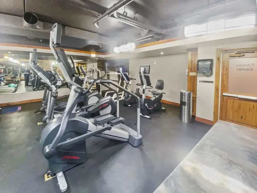 Ski in out at Westgate Remodeled 1BR Resort amenities Multiple Pools Spa & Restaurant 4406 - photo 20