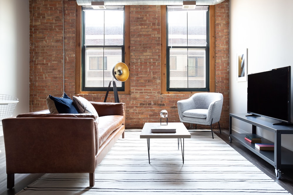 Bright South Loop Suites by Sonder - photo 8