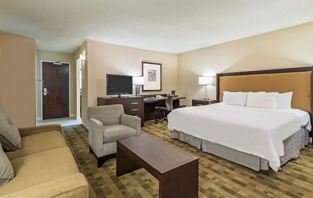 Hilton St. Louis at the Ballpark - photo 26