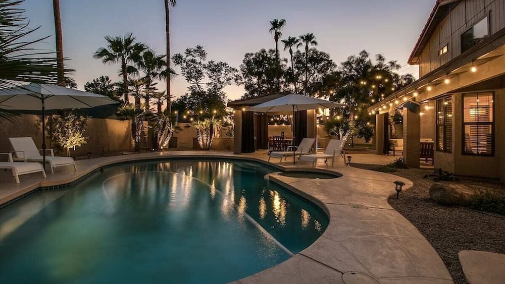 North Scottsdale Retreat w Resort Like Backyard - featured photo