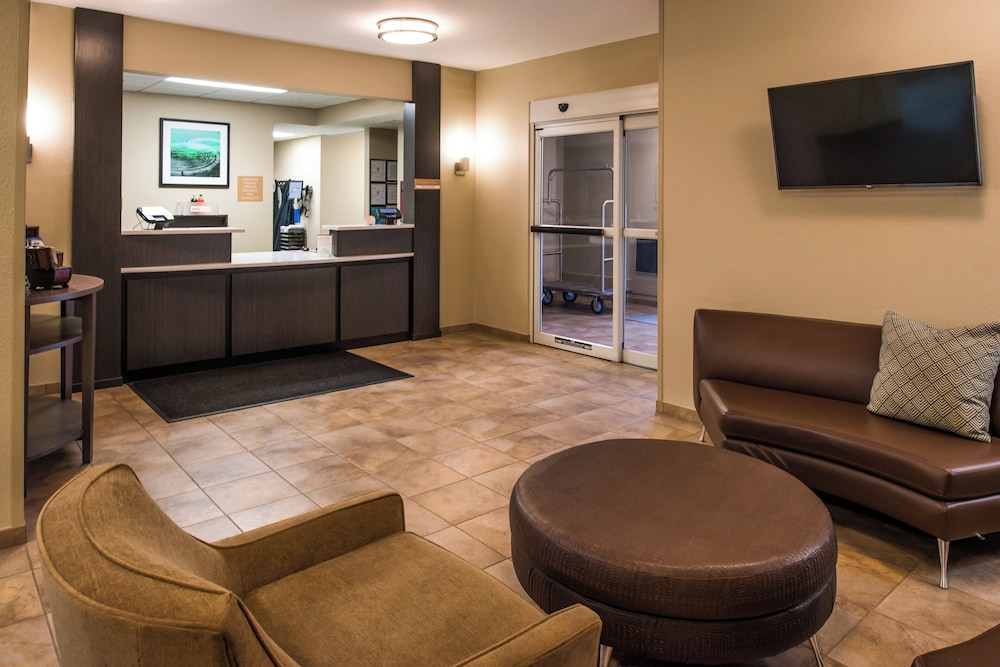 Candlewood Suites Paducah by IHG - photo 79