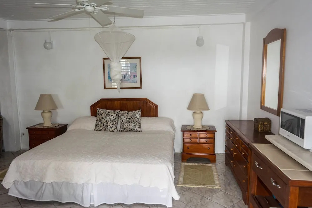 Cleopatra Villas Sea View — 4-Star Luxury Hotel in Gros Islet, Saint Lucia