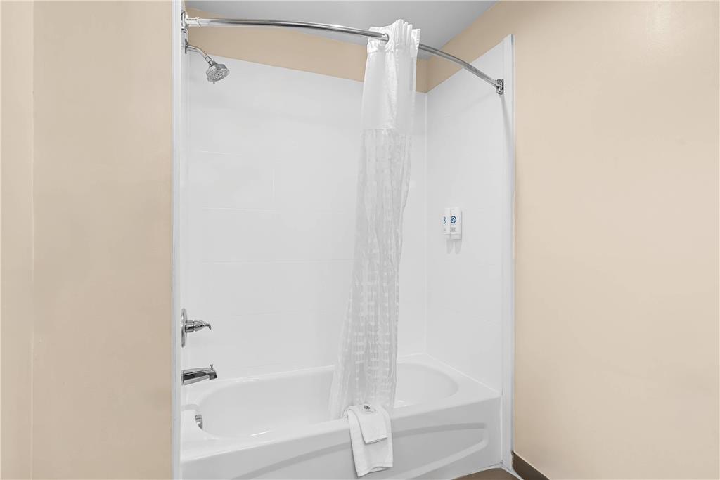 Comfort Suites near Camp Lejeune - photo 14