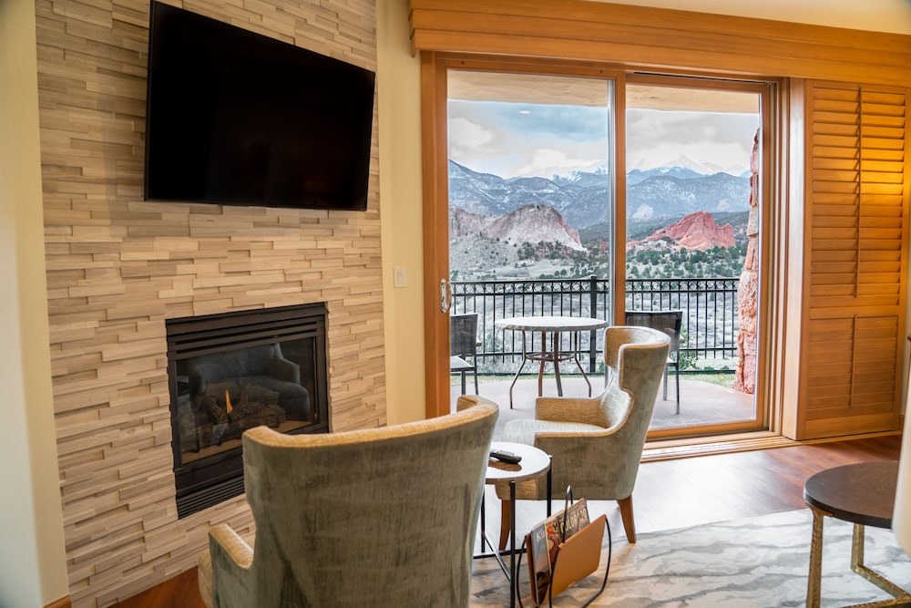 Garden of the Gods Resort and Club - photo 27