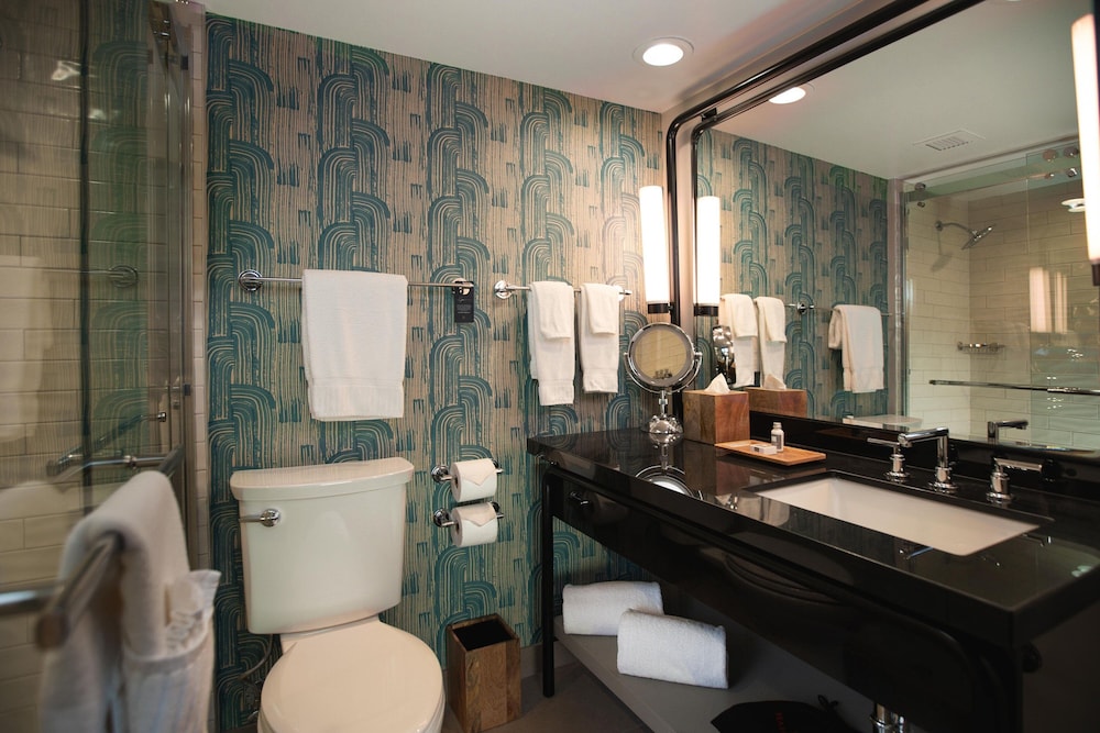 The Beeman Hotel - photo 21