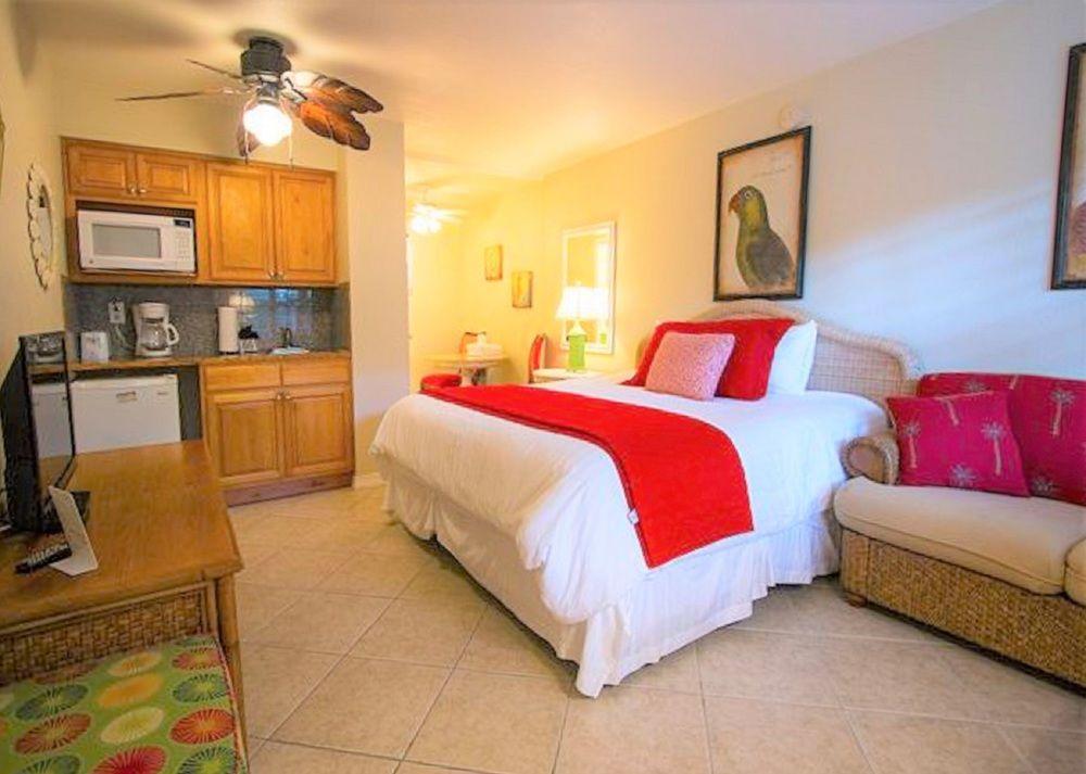 Coconut Grove Resort By Techtravel - photo 14