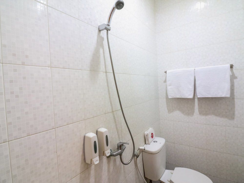 NIDA Rooms Ratchathewi Siam Orchid