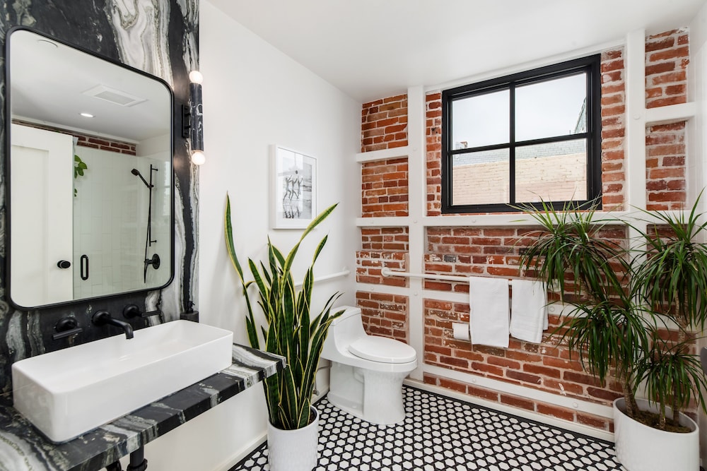 The Brick Hotel - photo 43
