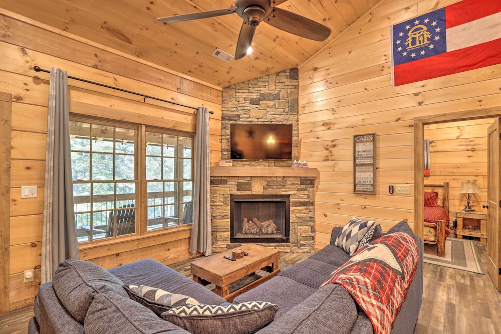 Coosawattee River Resort Cabin w Private Hot Tub - photo 12