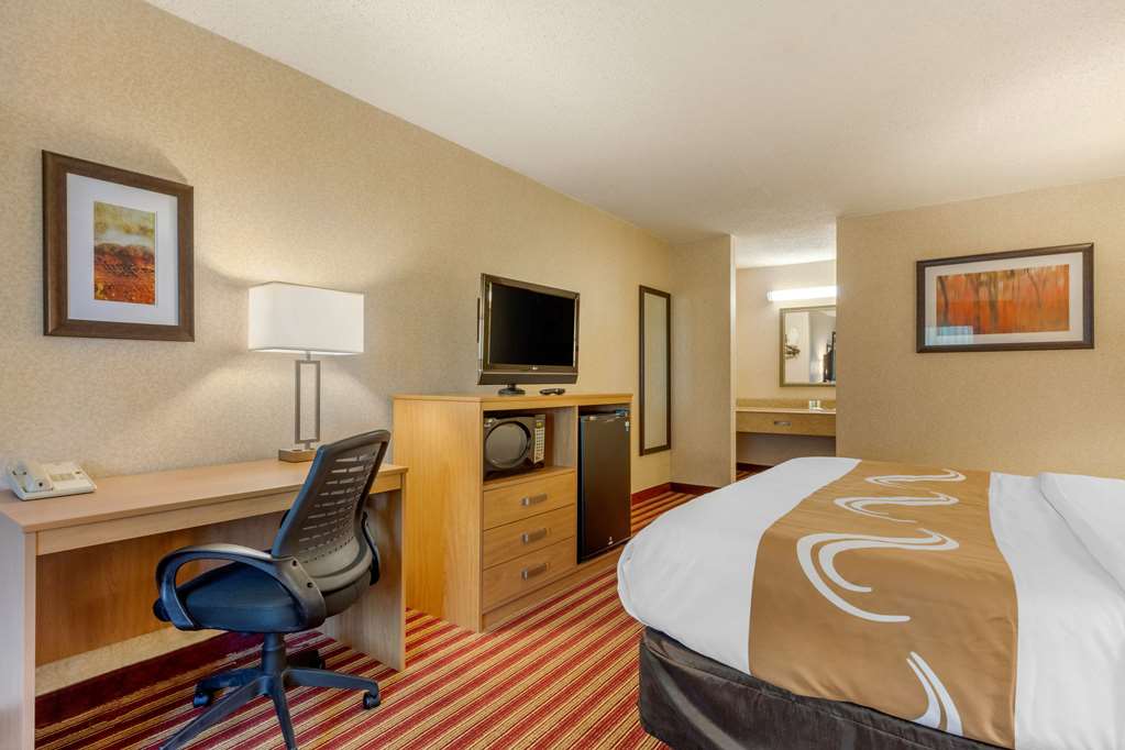 Quality Inn Exit 4 - photo 26
