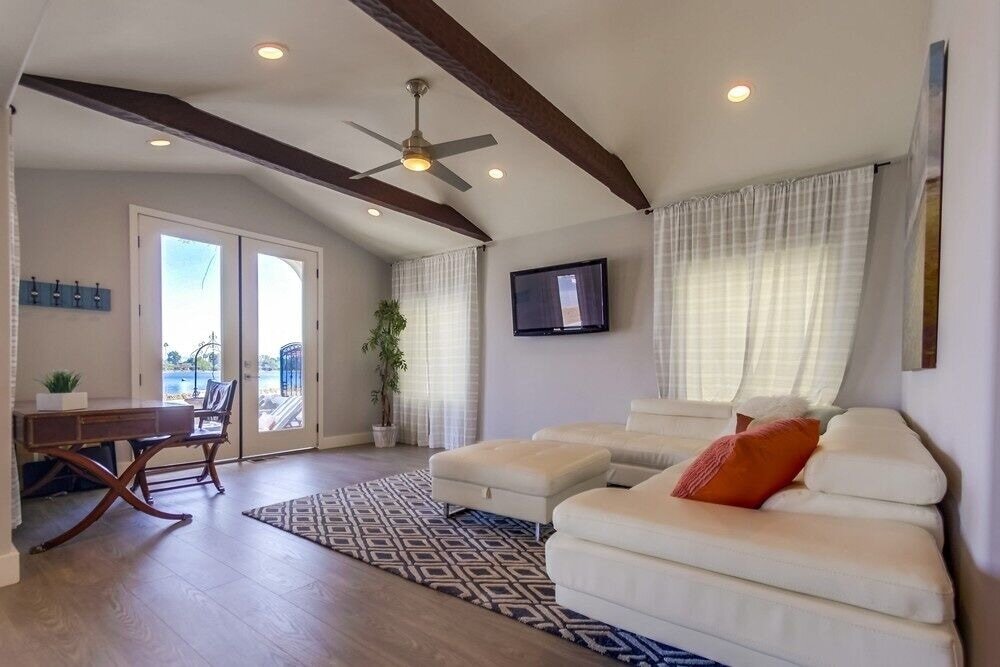 Point Break 1 — 4-Star Luxury Hotel in San Diego, United States