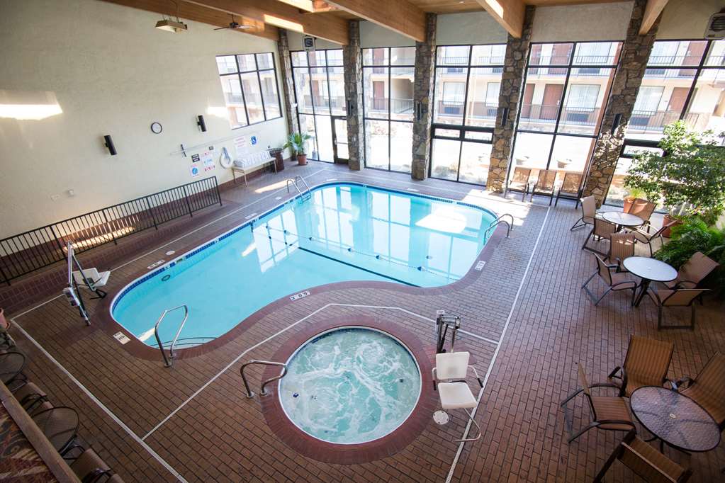 Best Western Center Pointe Inn - photo 34
