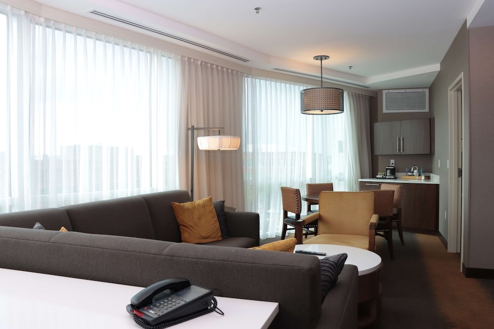 Doubletree By Hilton Reading - photo 35
