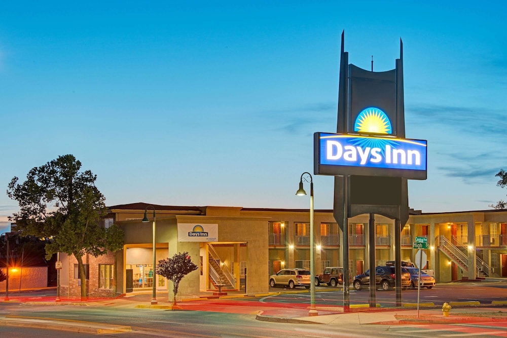 Days Inn by Wyndham Albuquerque Downtown - photo 15