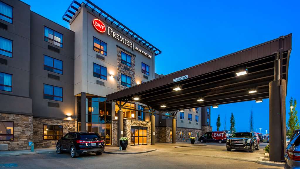 Best Western Premier Freeport Inn & Suites
