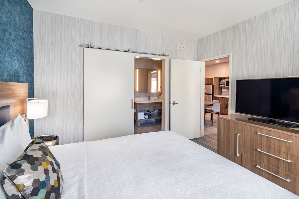 Home2 Suites by Hilton Temecula - photo 8