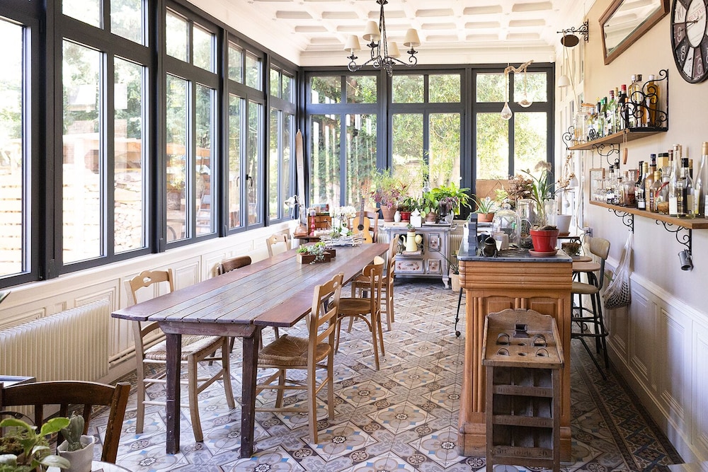 La Maison Au Fil du Temps — 4-Star Luxury Hotel in Cucq, France