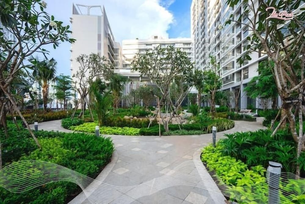 Midtown The Peak Apartment by VnHouse — 4-Star Luxury Hotel in Ho Chi Minh City, Vietnam