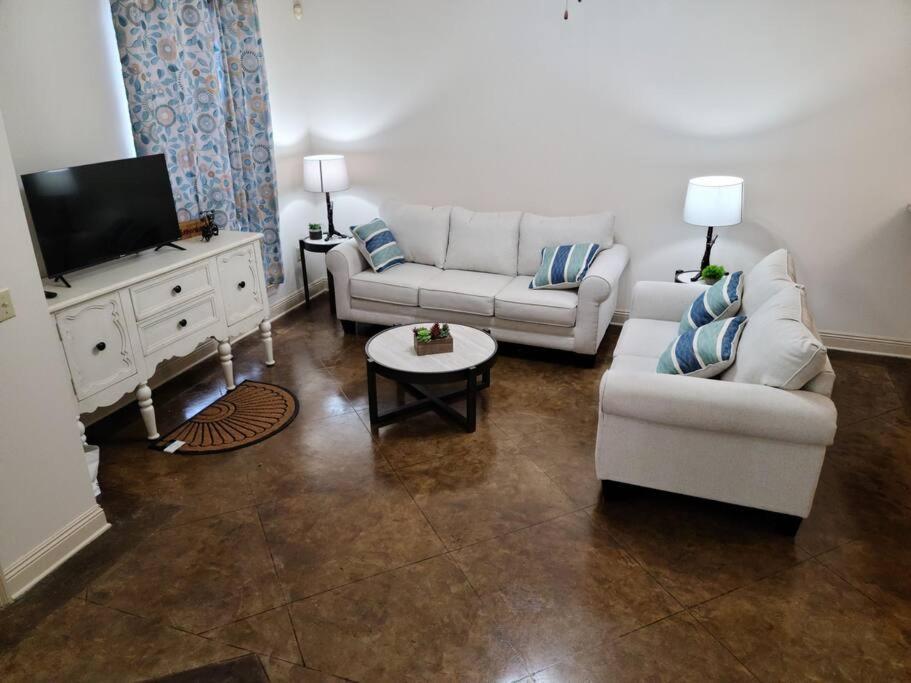 Chateau 3 — 4-Star Luxury Hotel in Hammond, United States