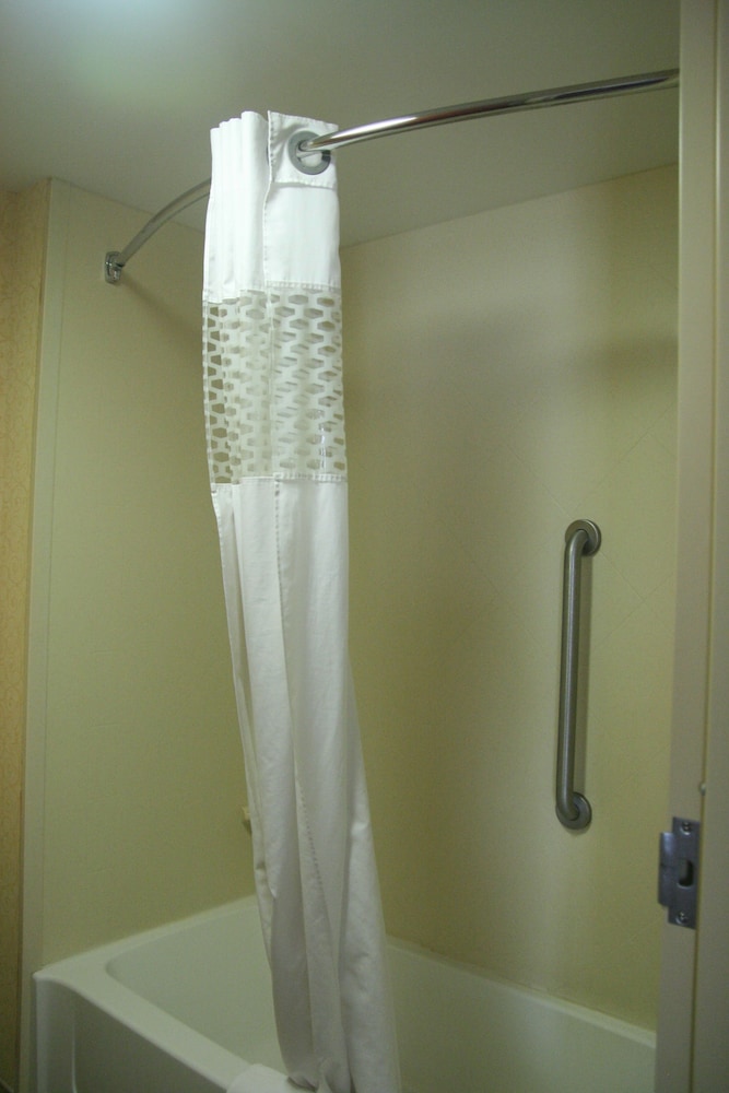 Hampton Inn & Suites Lino Lakes - photo 30