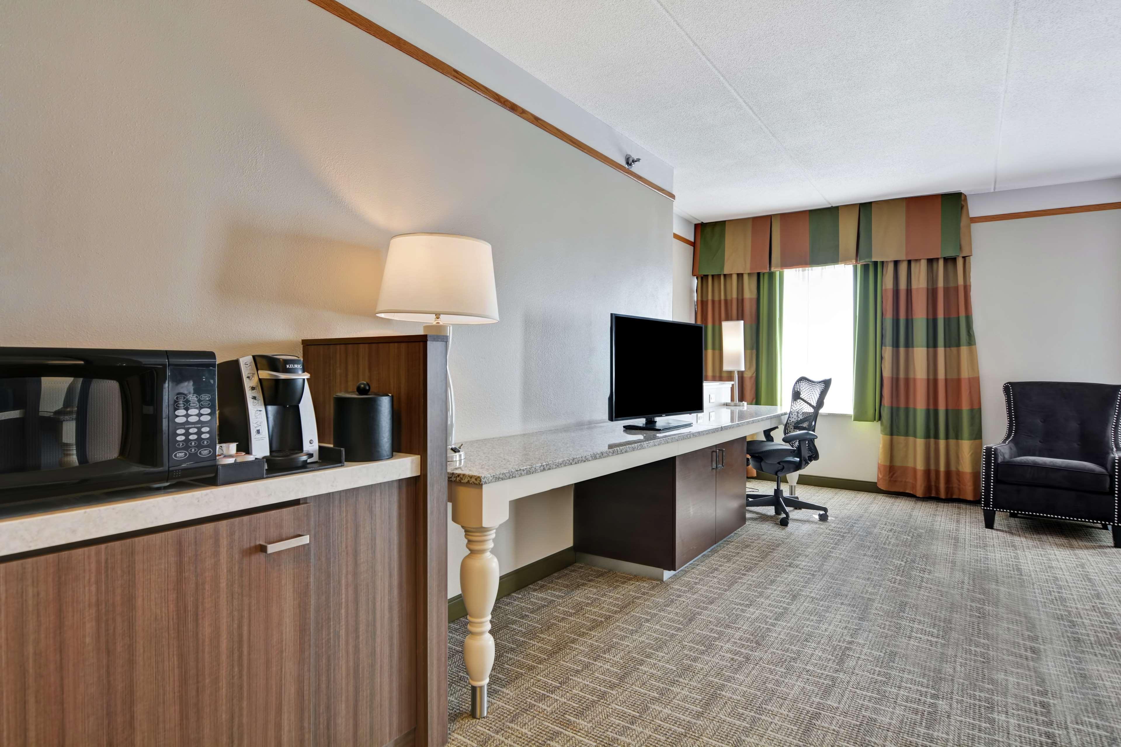 Hilton Garden Inn Appleton Kimberly - photo 39
