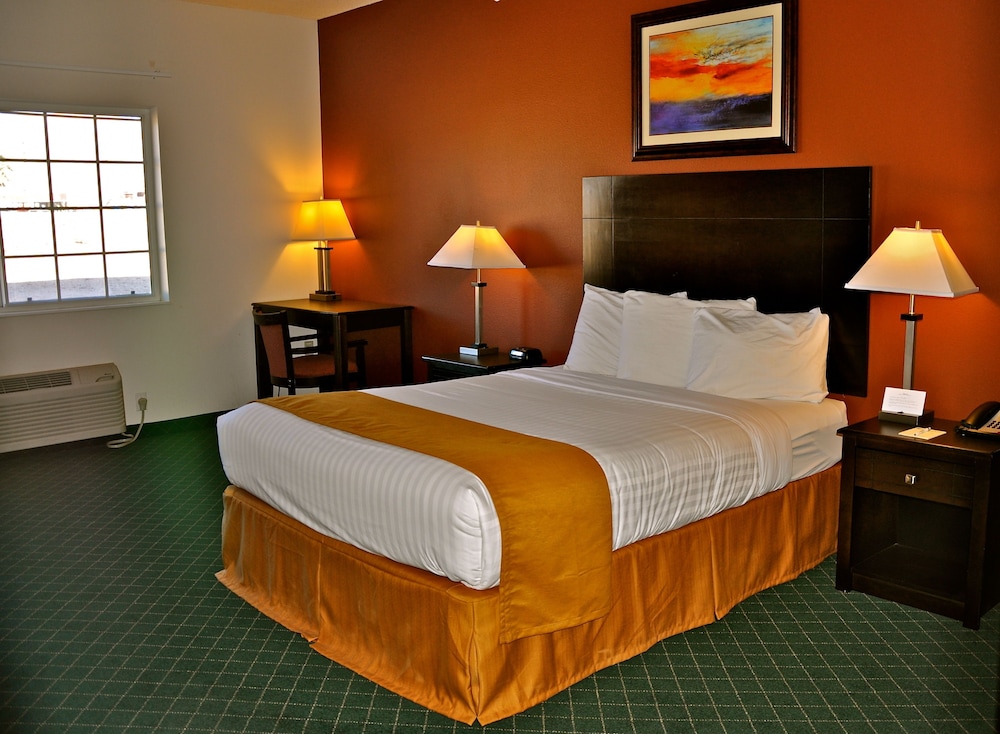 Landmark Inn Fort Irwin - photo 5