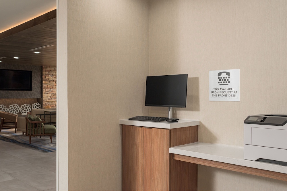 Fairfield Inn & Suites By Marriott Cullman - photo 21