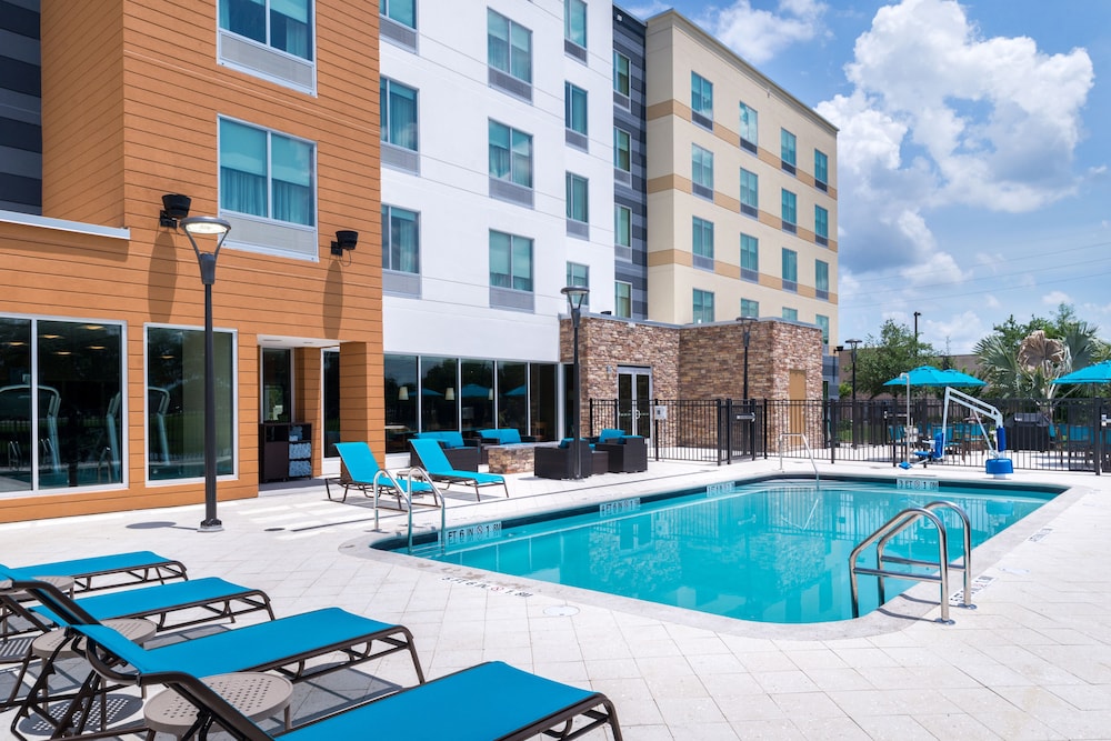 Fairfield Inn & Suites by Marriott Orlando East UCF Area - photo 33