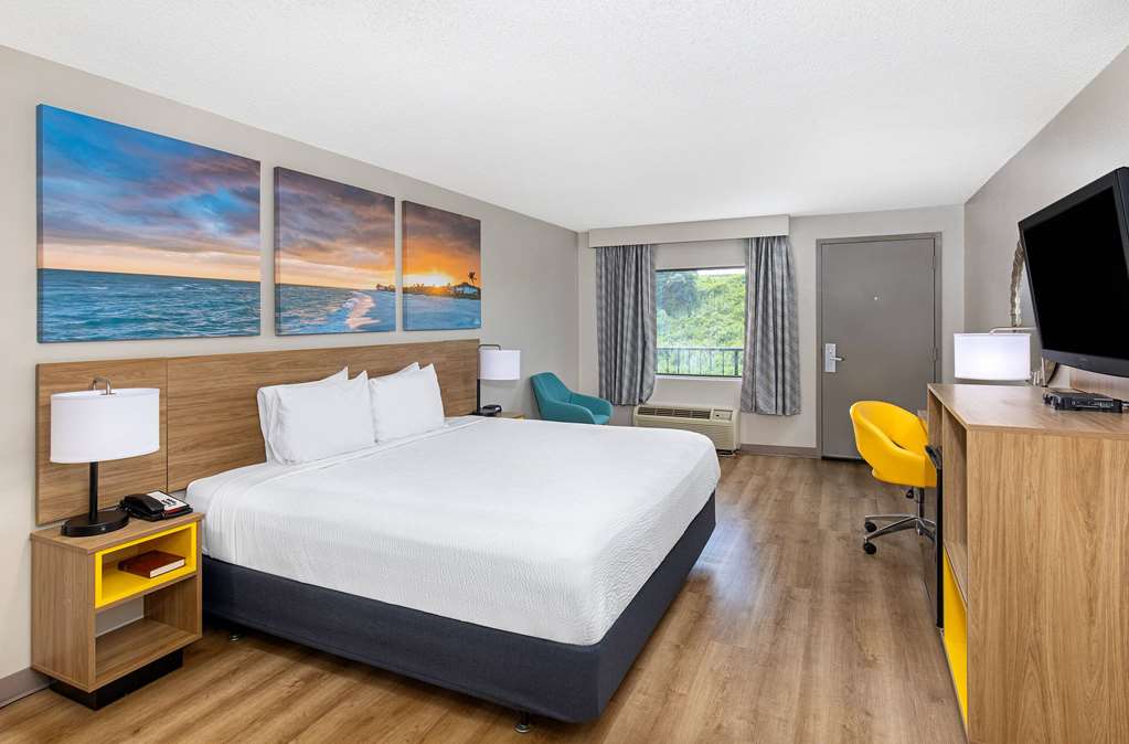 Days Inn by Wyndham St George - photo 20
