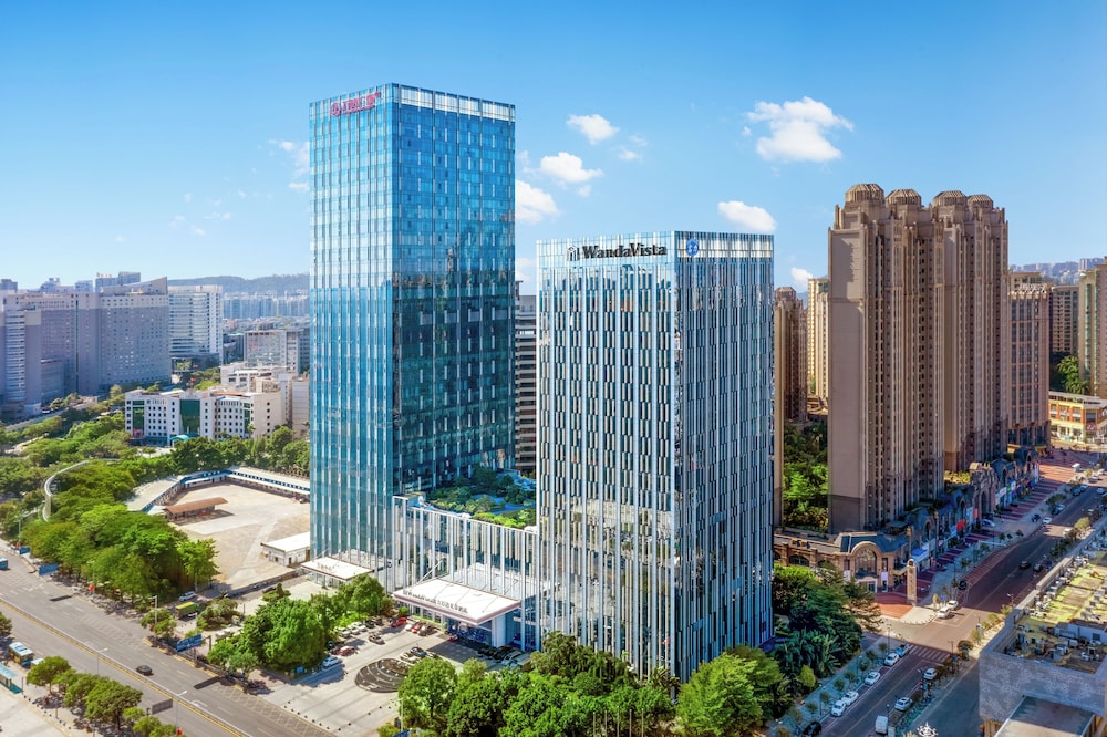 Wanda Vista Dongguan — 5-Star Luxury Hotel in Dongguan, People's Republic of China