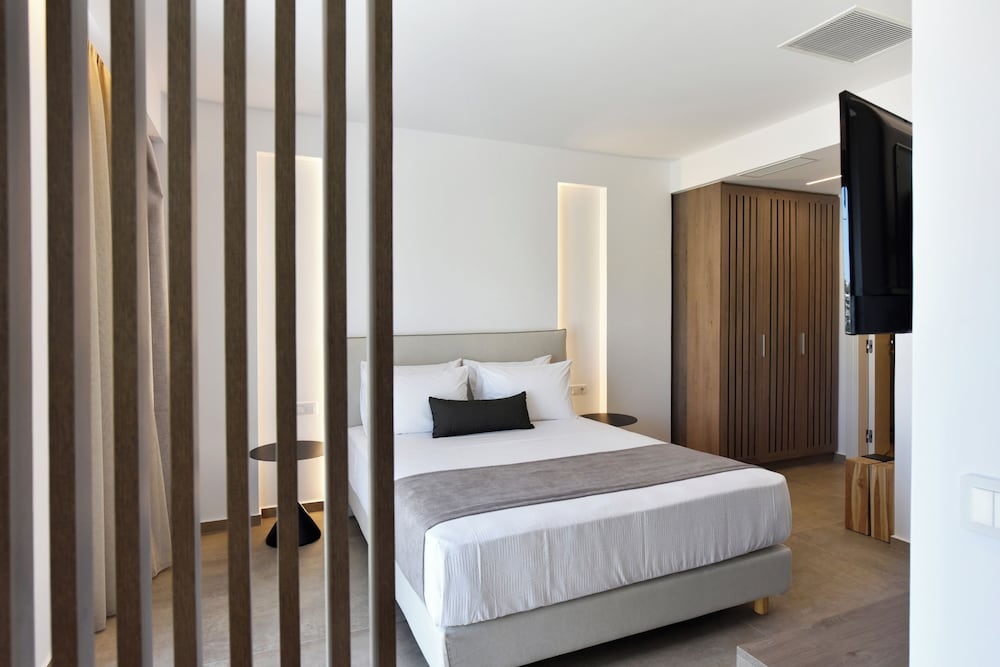 Anais Milos Suites — Adamas — photo 4