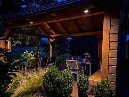 Rooms Gril - carbon neutral hotel in Postojna