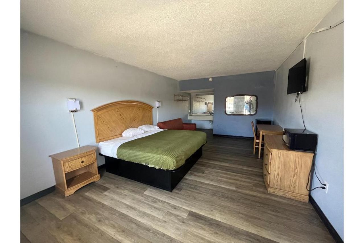 Washington Motel by OYO - photo 11